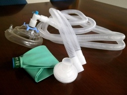 [70114] Circuito de anestesia, adulto, c/balon 2 ltrs +filtro bacterial+mascarilla, Hsiner